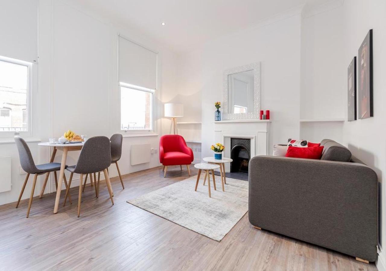 White Piccadilly Apartment London Exterior photo